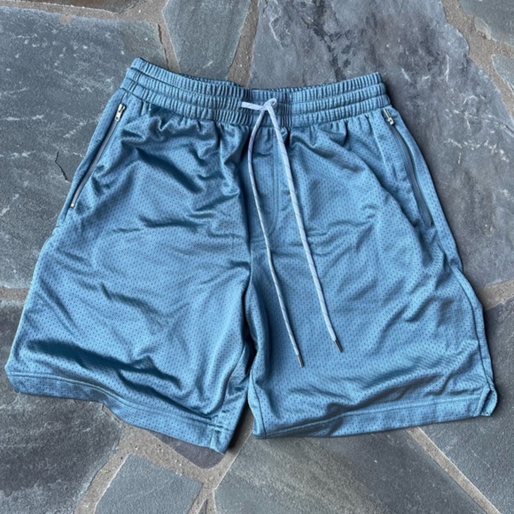 Standard Cloth Patterned Mesh Basketball Short